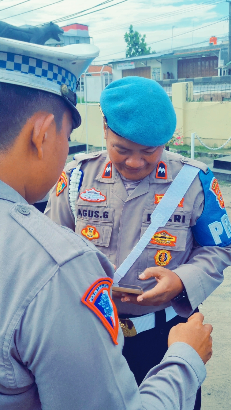 Riksa Handphone Anggota Antisipasi Keterlibatan anggota Polsek Pusakanagara terlibat Judi Online #polri #pantura #subang 