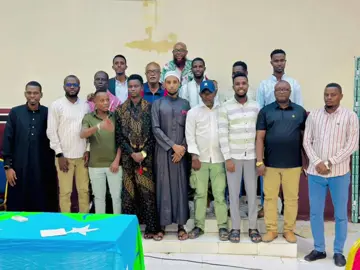 Waxaan hambalyo iyo boogaadin halkaan umarineynaa dhamaan macalimiinta somaaliyeed qaasatan Bahda iskuulka #Evergreen_primary_and_secondry_school_of_bal’ad waxaaan uga hambalyeneynaaa 21 November oo ku asteesan maalinka macalimiinta soomaaliyeed @AKHII WALIID 👤🖤 @꧁𖣔MAANAPH CADDE𖣔꧂ @GOAT PELE 755 @𝗔𝗽𝗱𝗮𝗹𝗹𝗲🤎 