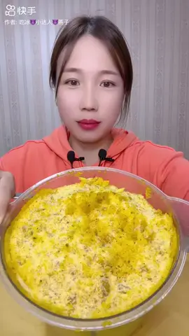 #iceeating #crushedice #crunchyice #icechips🧊🧊🧊 #kwaiiceeating #asmriceeating #asmrice #iceeatingasmr #qian #yy910509 #buckwheatice 