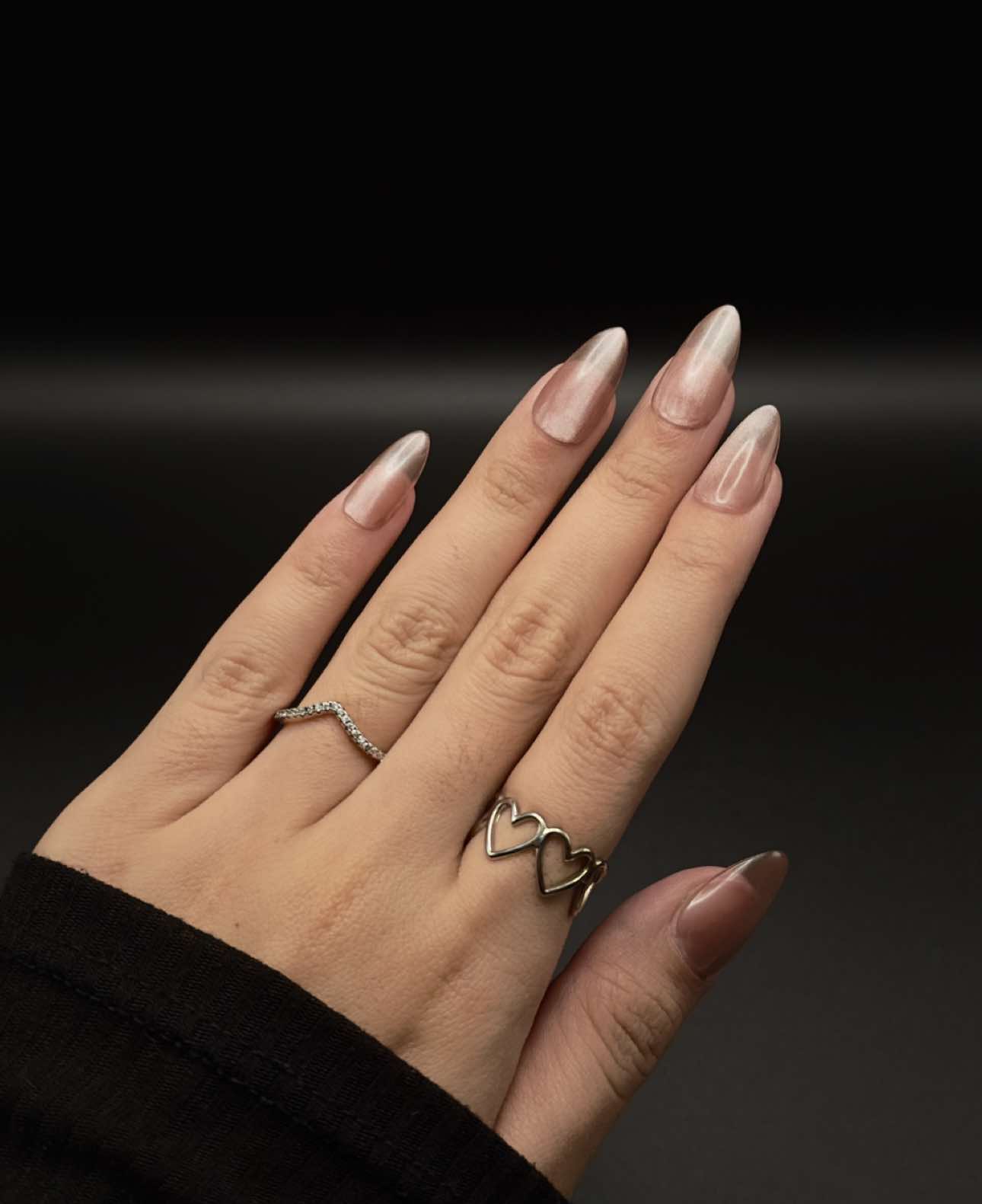 I get the hype now!! Glass nails 🔛🔝 #glassnails #cateyenails #nailpressons #pressonnails #pressonnailbusiness #insponails #glassnailsart  Press ons link in bio 💋