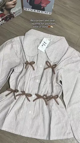 Bahannya adem poul, yang punya mood jlk kalo kepanasan wajib CO🤏🏻 #fyp #brownoutfits #stripeshirt #bajucoquette #inspirasiootd #ootdhijab #TikTokFashion 