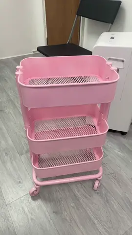 Spray painting my lash trolley pink because… why not? 🎀 December books are now open and filling up fast, link in our bio to book! ☃️ #fyp #foryou #lashgoals #lashinspo #lashtechlife #londonlashtech 