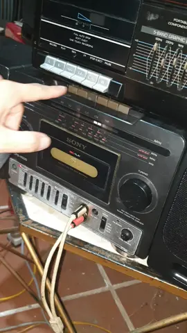 Test my old cassette player #repair #cassette #cassetteplayer 