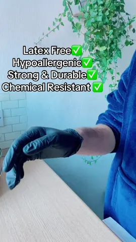 So handy to have at home, work or in the car for emegencies. I use these for every thing! Grab yourself some today you wont regret it 😍 #fyp #foryou #foryoupage #cleaning #gloves #foodprep #tiktokmademebuyit #review #recommend #viral 