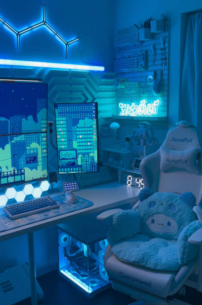 Youll never guess my favourite colour👀 #setup #techtok #pc #pcsetup #bluesetup 