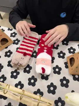 Món quà giáng sinh năm nay tất vớ noel #quatang #noel #giangsinh #merrychristmas #tấtnoel 