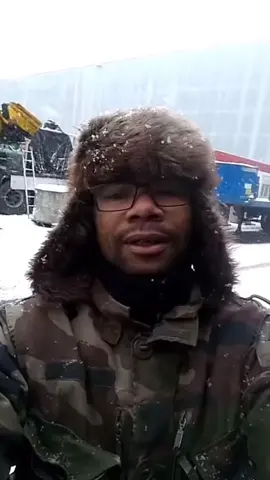 Il pleu blanc 😿 #pourtoii #reel #ilpleutblanc #neige #fyp #viral_video 