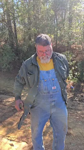 He has a cold ass now #CapCut#kelly #cuttingedgelogging #bluecollar #fy @Kelly Hennigan 