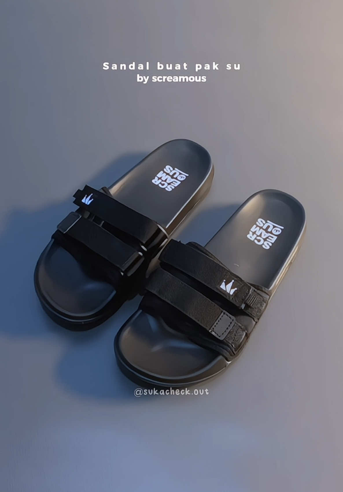 Akhirnyaa nemu sandal pria premium cuma 100rb an😎 #sandal #sandalpria #slippers 