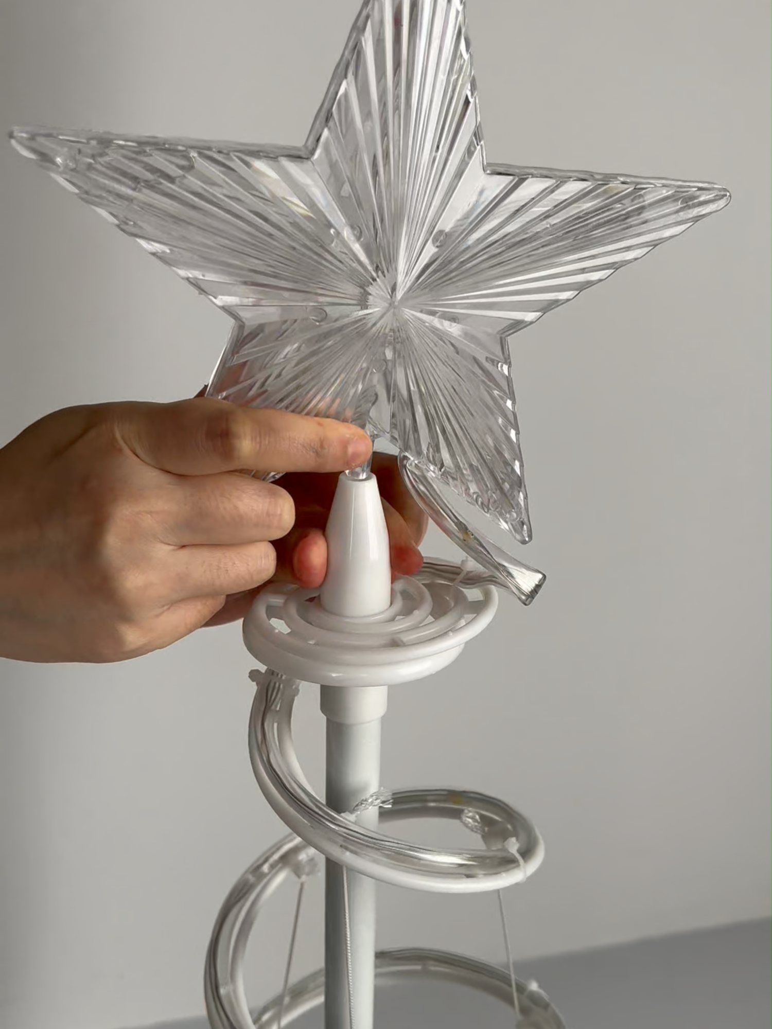 Fast to set up this LED spiral Christmas trees light to turn your patio into a winter wonderland🎄 #christmaslights #christmasdecorations #christmas #ledlight #outdoordecor #DIY