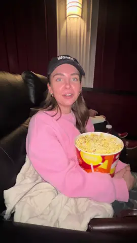 we were UNWELL 😭😭😭💚🩷 #wicked #wickedmovie #fyp #foryou @bailulz 