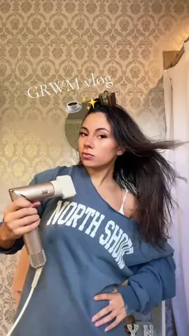 get ready with me!!! yayaya i cant wait to roll around in the sand and watch the sunset and face a footlong pub sub no bev