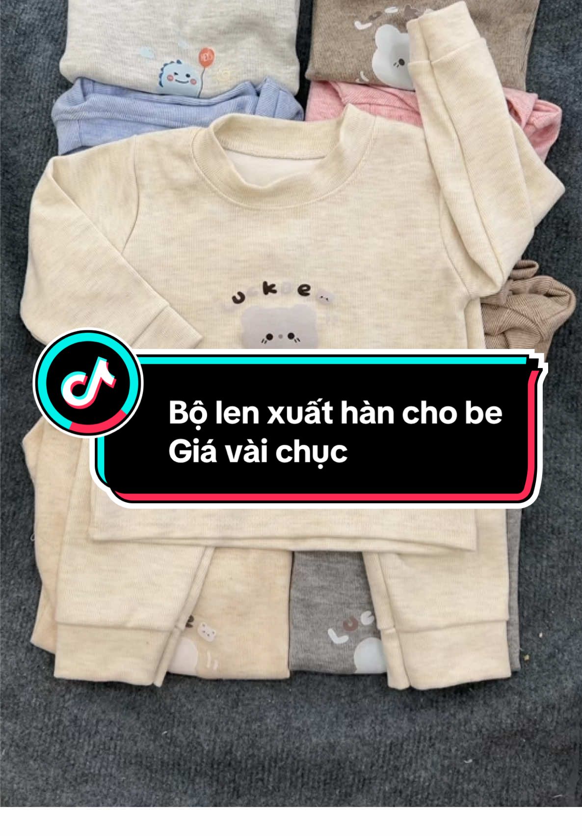 Bộ len xuất hàn cho bé chỉ mấy chục#quanaotreem ##bolenchobe #oanhkidshop2019 #xuhuong2024 