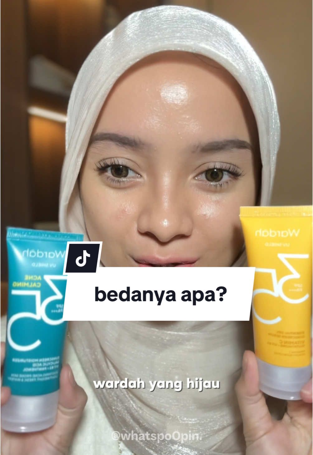sini aku spill bedanya sunscreen wardah yg ijo & kuning yg SPF 35 ini😚 #sunscreenwardah #wardahsunscreen #wardahUVshield 