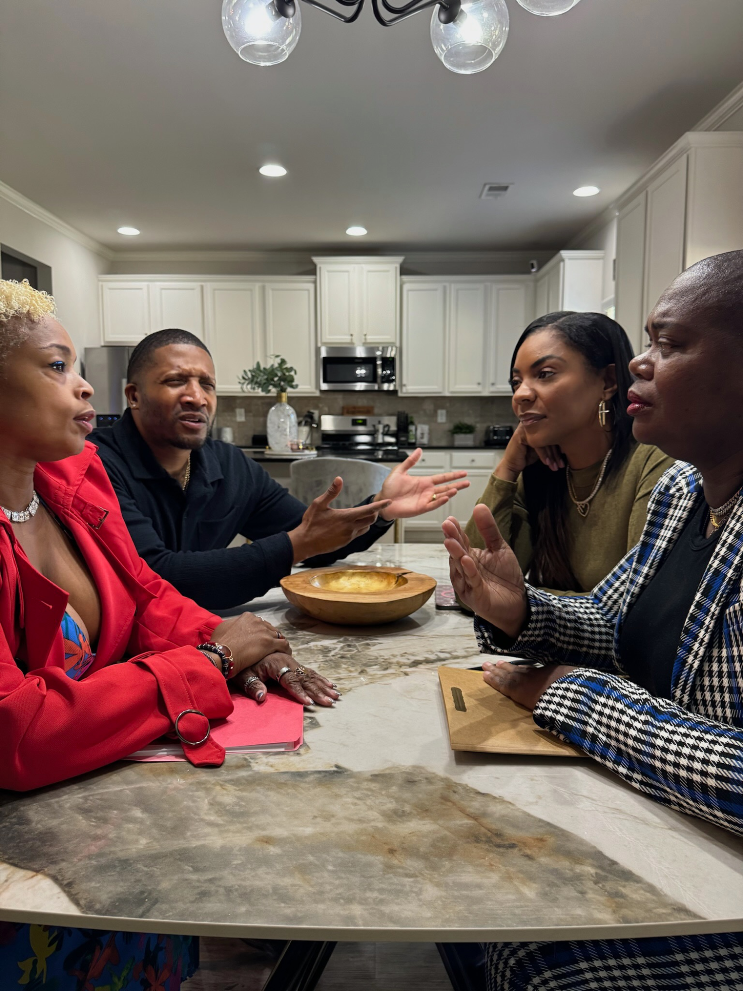 When Jae and Ernestine discuss their divorce with their lawyers! #God #Jesus #Jesusispoppin #Jesusbeenpoppin #kountrywayne #letthatsizzleinyourspirit #helpisontheway #love