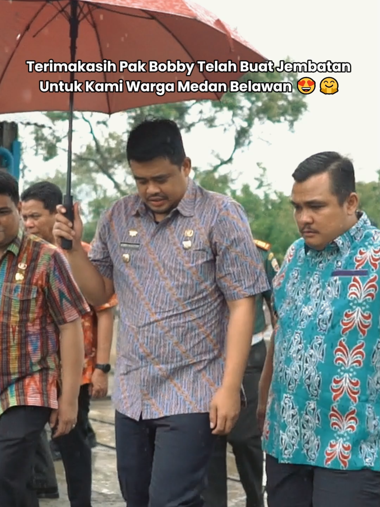 Terima kasih, Pak Bobby Nasution! Berkat perhatian dan kerja keras Anda, kini kami bisa menikmati jembatan yang memudahkan mobilitas kami sehari-hari #bobbynasution    #fypviralシ  #kolaborasisumutberkah  #1  #bobbysurya  #satutujuan #sumaterautara #XYZ #xyzbca   #GEMAS  #GENERASIEMAS  #fyp  #satuharapan