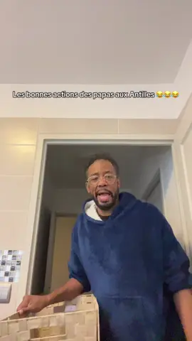 #pourtoi#fyp#fypage#viral#video#sketch#humour#antillais#creole#rires😂#😂😂😂😂😂😂😂😂😂😂😂😂😂😂😂#enfance#martinique#linge#maladroit#betises 