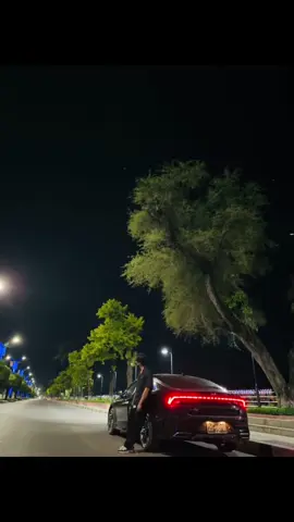 ဆိုက်ကယ်တွေ ပြင်ထားလို့ ညဘက်feel #fyp #foryou #views #မြင်ပါများပြီးချစ်ကျွမ်းဝင်အောင်လို့😜🤗 #tiktokmyanmr #ရောက်ချင်တဲ့နေရာရောက်👌 