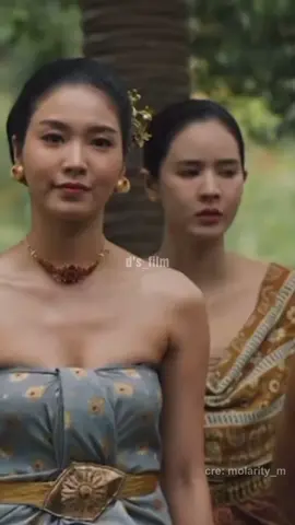 Tanyong à, chị dùng trí thông minh của mình lên làm Vương hậu, xong sống hạnh phúc với Jinda giúp em đi. Chứ chị tốt vầy em không nỡ nhìn chị hẹo hay đau khổ vì Jinda hẹo đâu #maidavikah #fernnopjira #nuhoangayodhaya #theempressofayodhaya #phimbachhop #girllove #one31 #xuhuong #phimhot #tiktokthailand