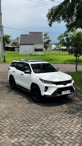 Alhamdulillah finish 😁😊 Project panoramic sunroof di mobil fortuner vrz 😁 🙏🙏 📞📱 : 085331205936 Jln Pelabuhan tanjung kamal no 28, bakalan krajan, Sukun - Malang #fortuner #fortunervrz #fortuner1gd #vrzmodifikasi #dieselpower #dieselwar #cumidarat #instalasisunroof  #sunroofmalang #malang_sunroof #instalasisunroofmalang #sunroofmobil #jualsunroof #fyp #CapCut