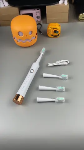 #tiktok #tiktokshopblackfriday #blackfriday #tiktokblackfriday He's really cheap, big promotion, come and buy it now. My family and I are all using it .#foryou #tiktok #uk #typ #goodthing #TikTokShop #Relievestress #homegadgets #waterflosser #toothless #tooth #teeth #teethcleaning #dentist @TikTok @TikTok UK