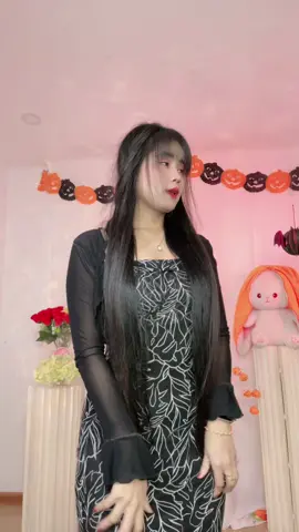 #မြင်ပါများပီးချစ်ကျွမ်းဝင်အောင်လို့🤒🖤 #foryoupage #thinkb4youdo #မျော်နေတဲ့❤လေးတွေအတွက် 