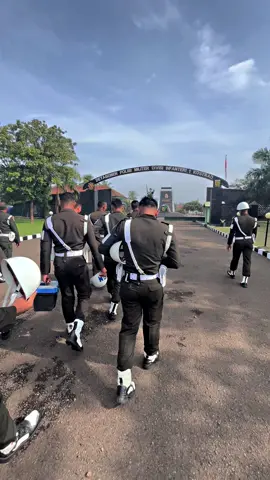 Apakah spek standar seperti ini yang pemirsa inginkan? #polisimiliter #kostrad #fyppppppppppppppppppppppp #bogor 