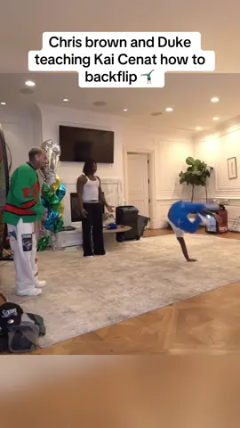 Close call #fyp #kaicenat #dukedennis #chrisbrown #kai #kc3 #mafiathon2 #twitch  