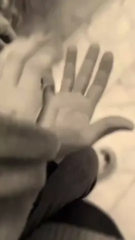 # مشتاكه روحي عليك #شعر#حب#منشن #تصاميم_فيديوهات🎵🎤🎬 #fypシ゚viral🖤tiktok☆♡🦋myvideo #شعروقصايد 