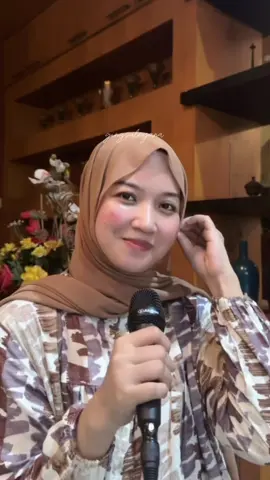Pengadilan Cinta - jangan lupa live nya jam 19.00 wib ya 🫶🏽 #dangdut #liriklagu #pengadilancinta 