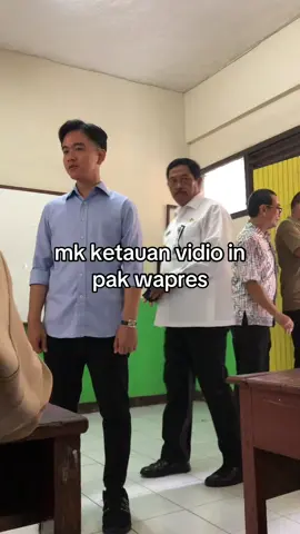 😭😭😭 #gibranrakabuming #wapres #makansianggratis #kunjungan #smkn7semarang 