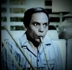 #الشعب_الصيني_ماله_حل😂😂 @الشيخه🥀  #طلعت #بتشيش #احسن #من #الفنان #الكبير #عادل_امام 😅