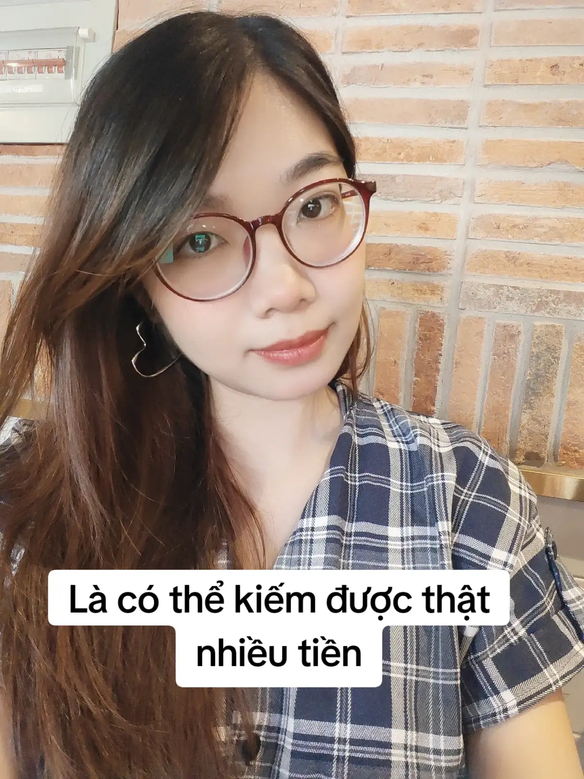 Theo mọi người bao nhiêu mới là đủ nhỉ🥹 #viralvideo #noluckiemtien ,#tiktokergirl 