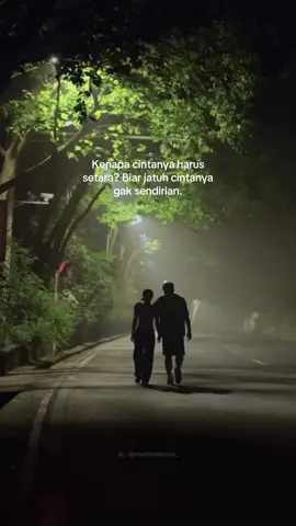 Semoga kekal selamanya.. Tak ada ruang untuk berpisah. Tak ada ujung untuk cinta kita. Sound : Rony Parulian - Tak Ada Ujungnya #ronyparulian #takadaujungnya #trend #viral #fyp #laguviral #liriklagu 