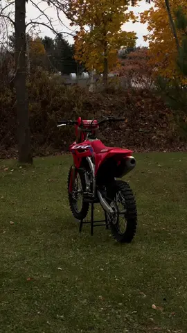 🥰🥰 #dirtbike #honda #crf250r #fyp #viral_video #dirtbikeedit #daily_dirtbike_edits #edit #crf 