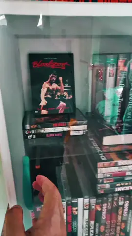 Ma collection de Jean Claude Vandamme vive notre idole @Jean-Claude Van Damme 🥋🎥 @Jean-Claude Van Damme @JCVD Ambassadrice France 🙋‍♀️ #jcvd #jcvdstyle #jcvdchallenge #jcvdfans #jcvdfansfrance #jcvdforever 