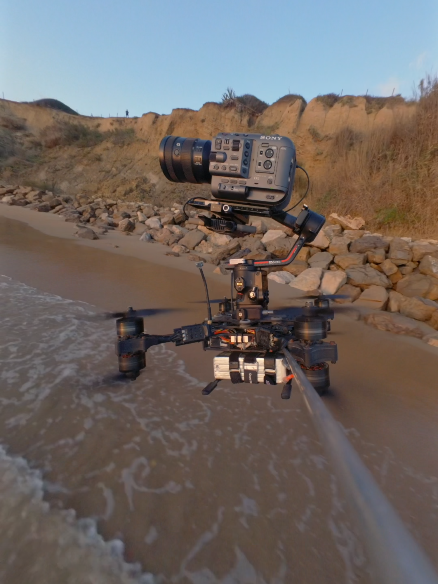 DJI SDR Transmission gives you up to 3 km of reliable range, and with RS 3 Pro, enjoy intuitive control with Force Mobile and virtual joystick functions.  🎥: @ivan.merino5 #DJIRonin #RS3Pro #DJISDRTransmission #FPV #Filmmaker #Fyp