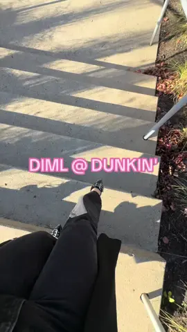DIML @ @Dunkin' 🩷🍩🧡 #dunkin #coffee #donuts #fyp #diml #work #OOTD 