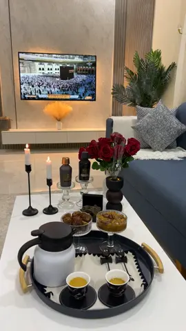 اللهُم أجعَل هَذهِ الجُمعة فرجاً لمَن ضاقَت بهِ وَليسَ لهُ إلآ بابِكَ يا الله♥️