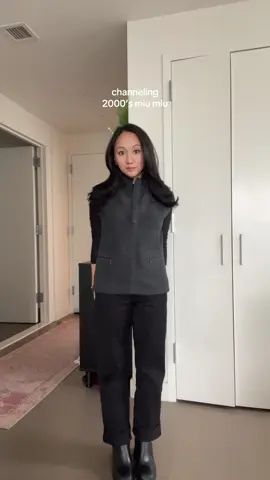 get dressed with me 👽🛸  @UNIQLO USA heat tech  @Miu Miu vest (vintage) @Buck Mason jeans @Chloe rainboots  #OOTD #fitcheck #whatimwearing #lookoftheday #nycstyle #minimalstyle #styleinspo #neutralstyle #petitestyle  #capsulewardrobe  #coolgirlstyle #howtostyle #casuallook 