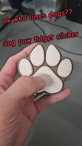 here is our dog paw fidget clicker!! #doglovers #stockingstuffer #TikTokShopHaul #tiktokshopcybermonday #tiktokshopblackfriday #fidgettoy #fidgetclickers #dogs #doggifts 