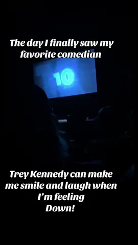 WHO CAN MAKE YOU LAUGH? Stand up comedy is my therapy #comedy #standup #treykennedy #laugh #smiles #greatday #goodvibes #fyp #viralvideo 