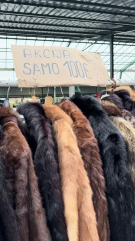 Da nije bilo hladno pa i da sam probala neku😅❄️  Instagram profil @bajka_sa_buvljaka 🍀