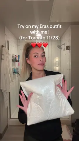 @Kam N. Saunders (Sam’s version & @Taylor Swift (Lexi’s version) loading…. #taylorswift #TSTheErasTour #theerastour #erastour #alltoowell #tayronto #erastouroutfits #redtaylorsversion #taylorsversion #reptv 