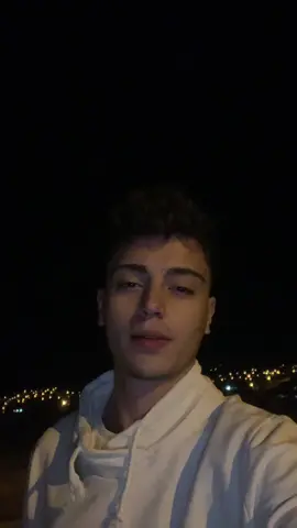 Buralarda benden başka kürkçü dükkanı yok