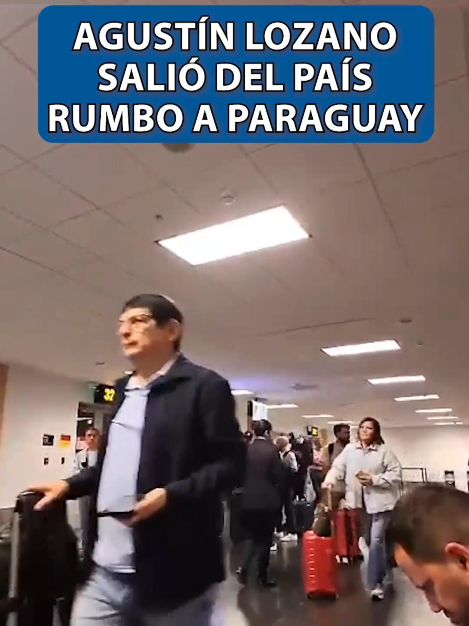 😯A unos días de haber recuperado su libertad tras una detención preliminar y a semanas de la audiencia para evaluar una posible prisión preventiva en su contra, Agustín Lozano salió del país. 🔴Todos los detalles en nuestra web: Perú21.pe #AgustinLozano #Lozano #FPF #futbol #peru #SelecciónPeruana