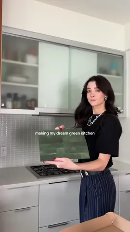 did i nearly cry while doing this? yes but it was WORTH IT BABY !!! the stick on tiles are perfect i am so happy ✨😍 my dream kitchen hehe #renterfriendly #renterfriendlymakeover #peelandsticktile #greenkitchen 