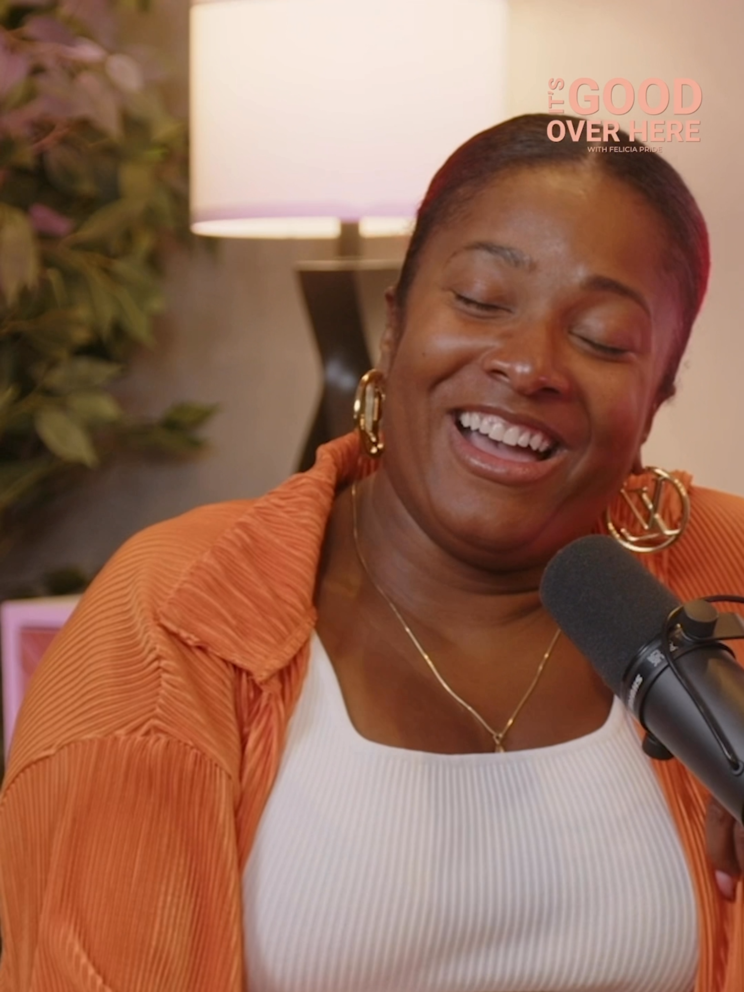 “What do Black women have to look forward to in their 40s?” Have you tapped in with our newest podcast yet? IT’S GOOD OVER HERE is a celebration of life after 40. Our first guest in Honeyland, @thatchickangeltv stopped by to drop some wisdom. #Blackwomen #podcast #aging #HONEYCHILE #IGOH #blackwomenover40 #Blackwomenover50