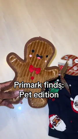 Primark finds: Pet Edition #christmasdogsoftiktok #christmasdog #primarkdog #primarkfinds #dogtoys #fyp #foryou 