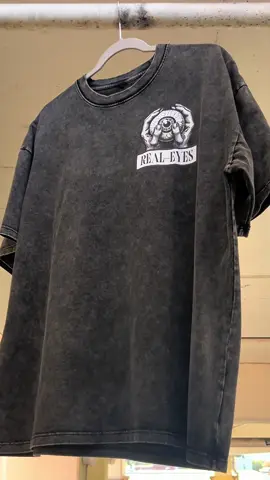 Sign up for early access link in bio! Tee coming soon 👀 Drops: 11/30/2024 Seraphim Tee $40 (Free Shipping USA) 100% cotton 250gsm Acid wash #streetwear #clothing #clothingbrand #StreetStyle #streetwearfashion #teeshirt 